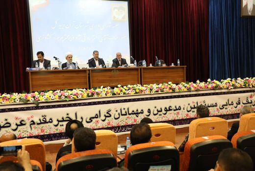 تسهیلات کشاورزان آران و بیدگل تا هفته آینده پرداخت شود