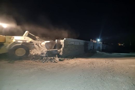  تخریب مستحدثات غیر مجاز در مناطق شیراز