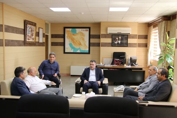 نشست جهادکشاورزی ، راه و شهرسازی و بنیاد مسکن برای حل مشکل زمین و مسکن کارکنان