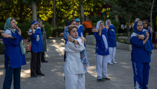 نرمش صبحگاهی