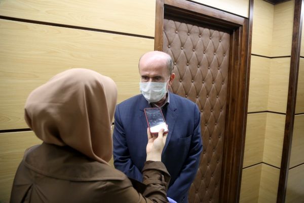 دکتر خاوازی میتواند ساختار علمی در بخش کشاورزی ایجاد کند