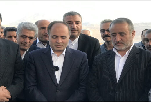 وزیر جهاد کشاورزی از بزرگترین سیلوی شرق کشور بازدید کرد