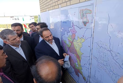 بازدید از محل اجرای پروژه شبکه آبیاری و زهکشی اراضی پایاب بند انحرافی نوروزلوی شهرستان میاندوآب 