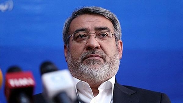 استاندارن را تغییر میدهم/ خانه ندارم