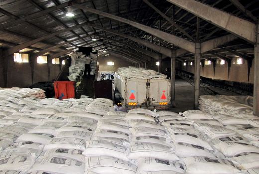 جایگاه ویژه کالاهای اساسی در فهرست دریافت‌کنندگان ارز دولتی