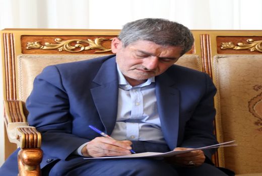 استاندار فارس از توسعه کشت گلخانه‌ای تقدیر کرد 