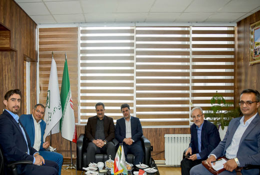 آغاز اجرای طرح نمونه دانش‌بنیان دام عشایر در اصفهان / افزایش ۳۵ درصدی سهم عشایر در تولید گوشت قرمز 