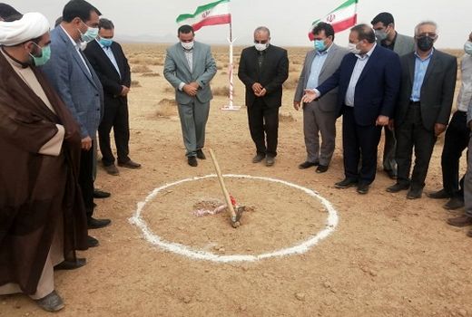 کلنگ یک گاوداری در سرچهان به زمین زده شد