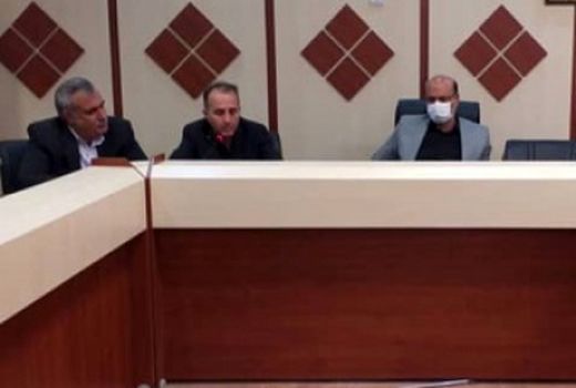 قیمت گوشت دام و مرغ در جهت استمرار شغل دامداری باشد