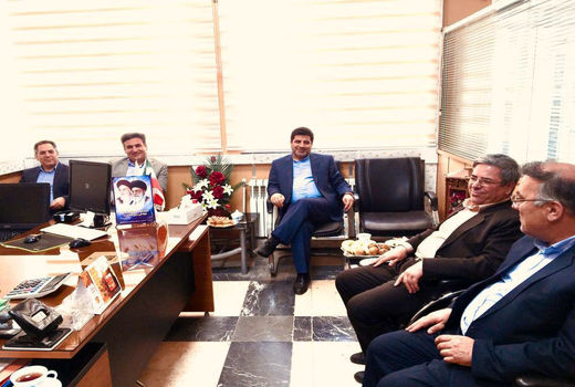 حذف موانع بانکی برای اختصاص تسهیلات به مرغداران و دامداران/ مازاد تولید مرغ خریداری می‌شود