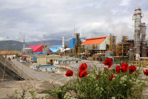 شمارش معکوس بهره برداری از بزرگترین شرکت تولید کودشیمیایی در غرب کشور