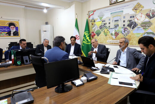 دیدار چهره به چهره رئیس سازمان جهاد کشاورزی آذربایجان شرقی با بهره‌برداران