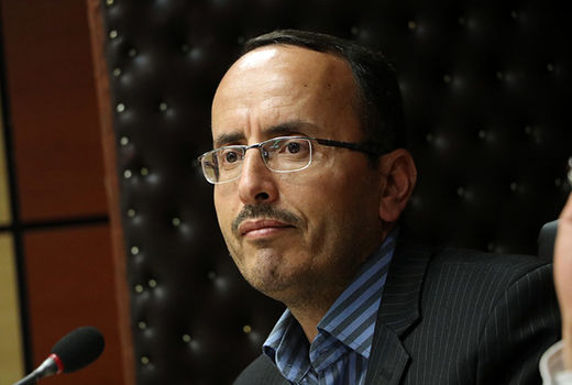 حرف زدن کار ساده‌ای است