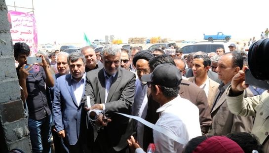 افتتاح مزرعه پرورش میگو توسط وزیر جهاد کشاورزی در ساحل سیریک استان هرمزگان