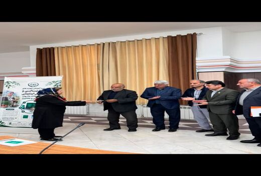 توانمندسازی اقتصادی بانوان روستایی قزوین با توسعه کسب‌وکارهای آنلاین و شناسنامه‌دار شدن محصولات کشاورزی