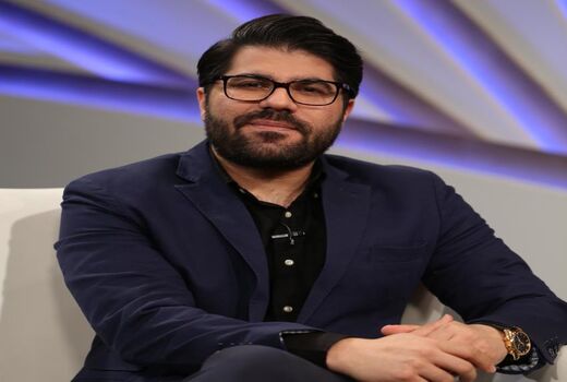 من و بهنام بانی در زیرزمین با هم ملودی می ساختیم!
