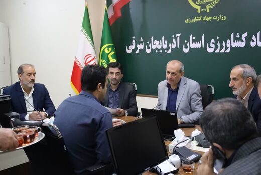 رسیدگی به مشکلات ۸ نفر ازمراجعان کشاورزی در دیدارمردمی رئیس سازمان جهادکشاورزی آذربایجان شرقی