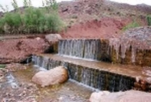 عملیات آبخیزداری در حوزه‌های آبخیز سدهای لار و لتیان به اتمام رسید