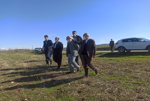 بازدید معاون وزیر جهاد کشاورزی از سیستم های نوین آبیاری روستای کولسه سردشت آذربایجان غربی
