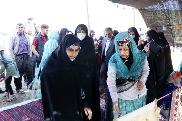 پیگیر رفع مشکلات بانوان عشایر آذربایجان غربی خواهم بود