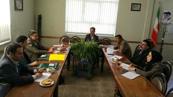 بررسی و رفع موانع جذب تسهیلات گلخانه‌ای در  شهرستان شهرکرد