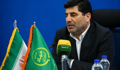 تلاش برای تسهیل واردات مواد اولیه و بازنگری در قوانین/برنامه‌ریزی برای صادرات حداقل ۱۰ درصد از تولید گوشت مرغ 