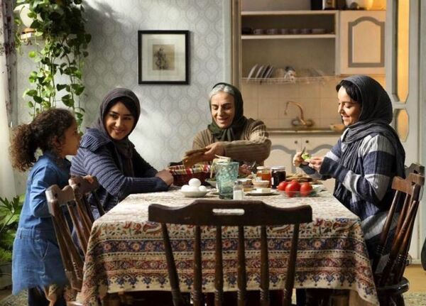 اکران و نقد «مادری» در فرهنگسرای ابن سینا