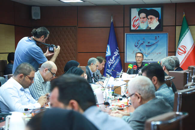  نشست خبری معاون وزیر جهاد کشاورزی و رییس سازمان دامپزشکی کشور 
