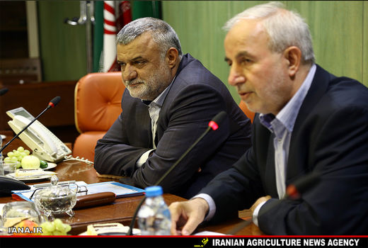 حجتی در جمع نمایندگان گیلان