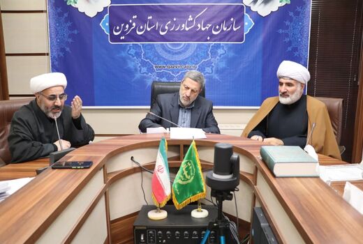 هجمه‌های ضد ارزشی دشمن  را با کارهای فرهنگی خنثی کرد