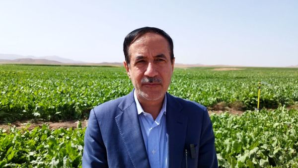 خاک پایه‌ زندگی است؛ پاسداری خاک وظیفه‌ی مشترک همه‌ ماست 