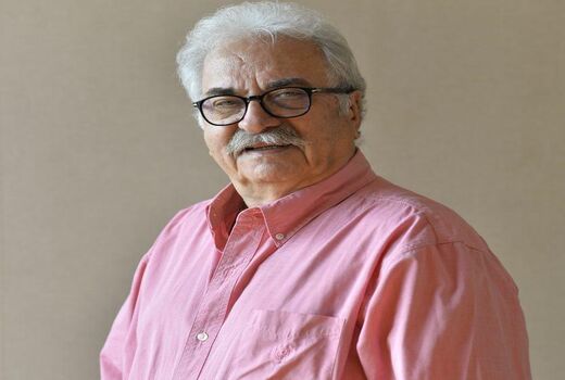 هادی مرزبان با «آهسته با گل سرخ» به سنگلج می آید