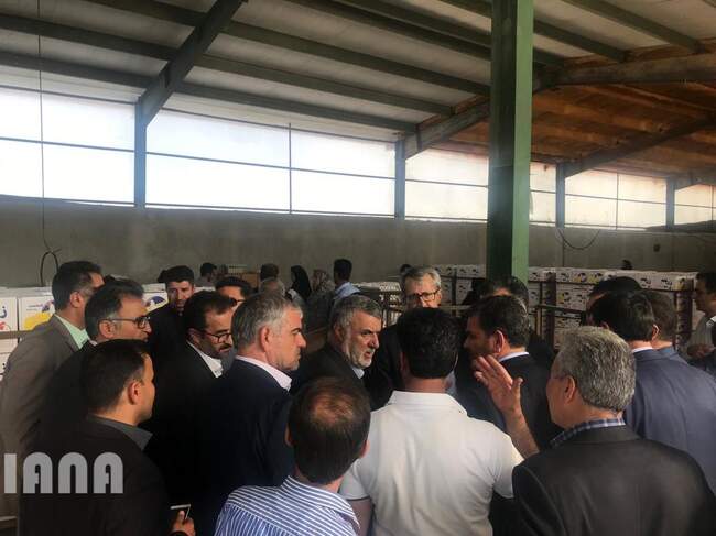 بازدید و بهره برداری پروژه های بخش کشاورزی در سفر وزیر جهاد کشاورزی به استان فارس