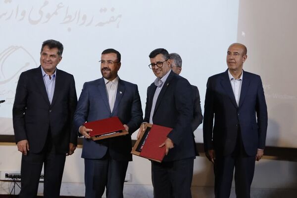 کسب عنوان "روابط عمومی منتخب سال ۱۴۰۴" توسط روابط عمومی جهاد کشاورزی فارس