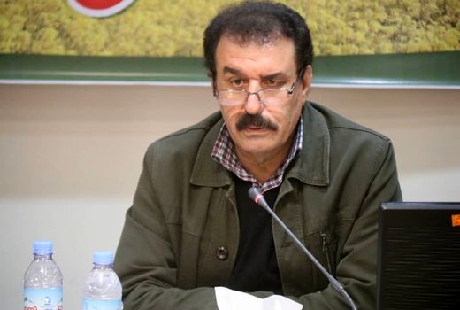 دور کردن دام‌ها از مسیرهای سمپاشی شده برای مبارزه ملخ