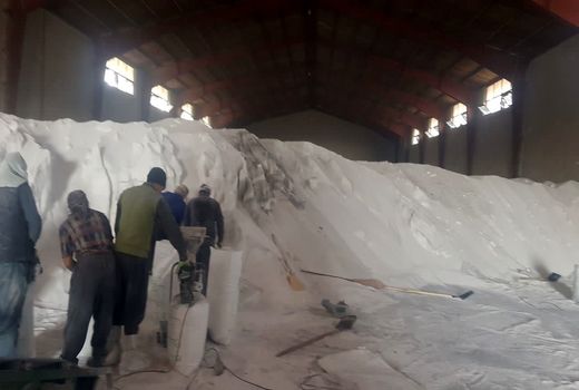 توزیع بیش از ۱۳ هزار تن انواع کود کشاورزی یارانه‌دار در شهرستان‌های شمال استان آذربایجان غربی