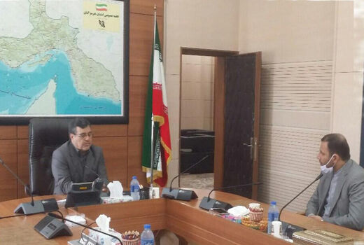 لزوم همکاری همه دستگاه‌های اجرایی در مبارزه با ملخ