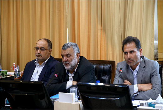  نمایندگان سوال‌کننده نیامدند