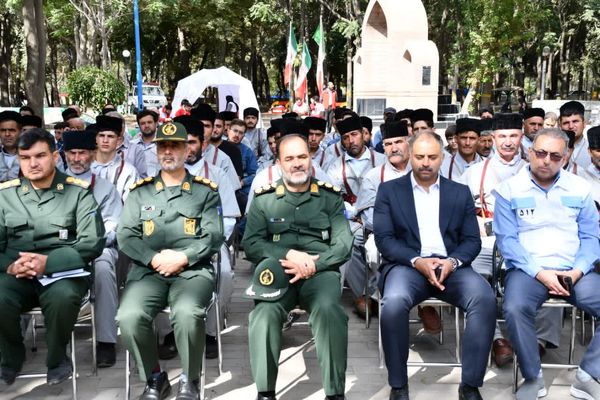 اختتامیه طرح تابستانه بسیج عشایری و تکریم خانوادههای شهدا در اهر برگزار شد