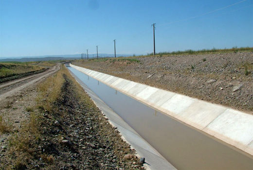 احداث کانال انتقال آب 4600 متری در محمودآباد