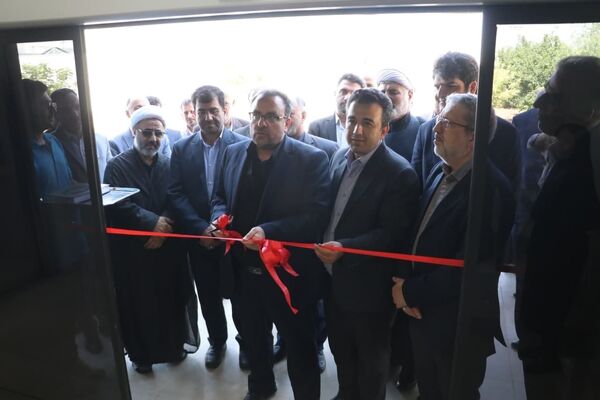 نخستین پایانه صادراتی ماهیان زینتی کشور در استان قزوین افتتاح شد