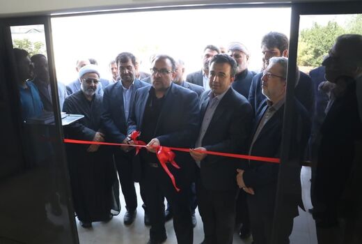 نخستین پایانه صادراتی ماهیان زینتی کشور در استان قزوین افتتاح شد