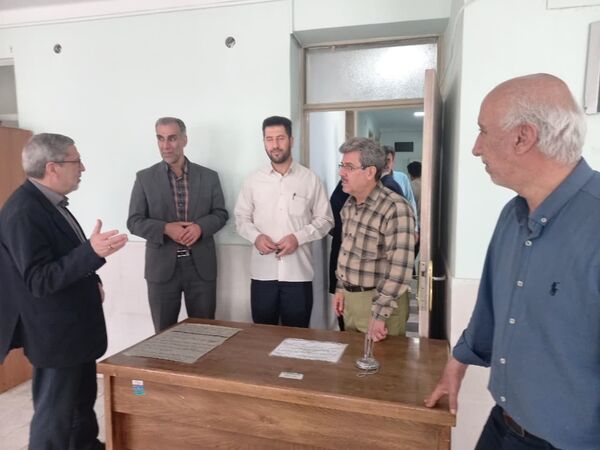 بازدید رئیس سازمان جهاد کشاورزی استان قزوین از مدیدیت جهاد کشاورزی شهرستان تاکستان