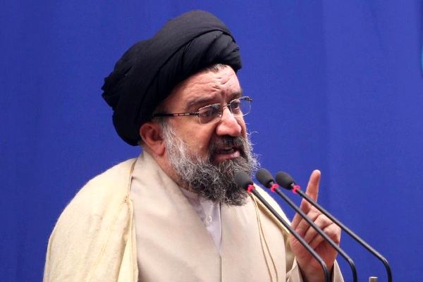 خاتمی: نظام اسلامی از اقتدار موشکی عقب نمینشیند