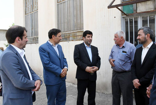 بهره برداران در بازارگاه نهاده های دامی مورد نیاز خود را از کارخانجاتی که محصول با کیفیت تری تولید می کند تهیه کنند