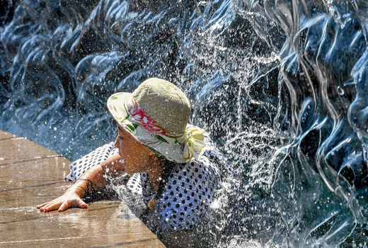 موج گرما در نقاط مختلف جهان‎ 
