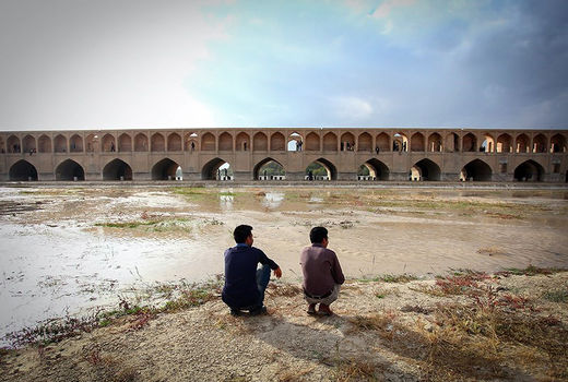  بحران زاینده‌رود، تنش آبی و الگوی کشت 