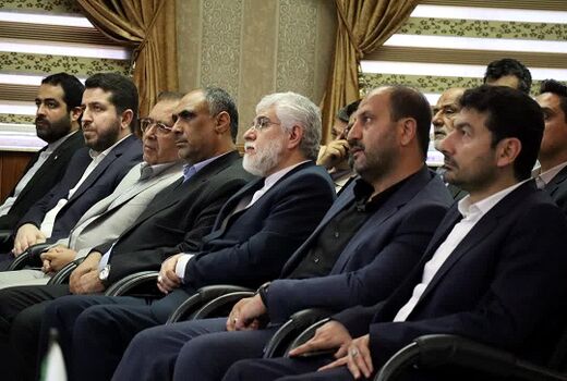 وزیر جهادکشاورزی از کارخانه صباح آزادشهر بازدید کرد