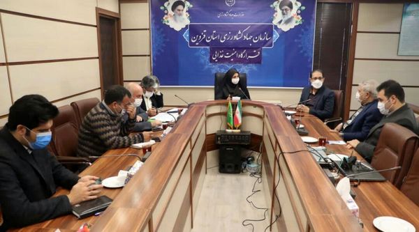 نشست مشترک کارگروه قرارگاه امنیت غذایی استان قزوین با اتحادیه تعاونی‌های‌ مرغداران مرغ گوشتی و تخمگذار استان