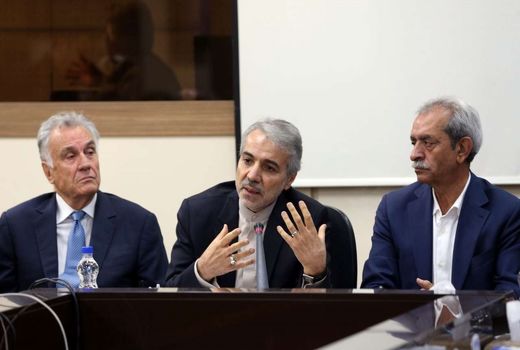 بسته حمایتی به کمک واحدهای تولیدی و پیمان‌کاران می‌آید